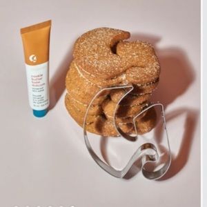 Glossier Cookie Cutter